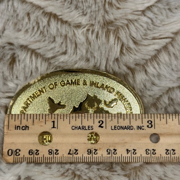 Gold hunter education instructor buckle NEW - Picture 4 of 5